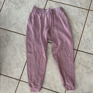 Lululemon Women’s Scuba Joggers